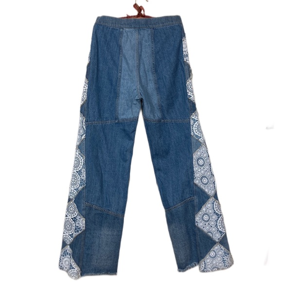 Free People In My Element Patched Flare Jeans 27 (*30) Runs Large Preowned $168 - Picture 5 of 16